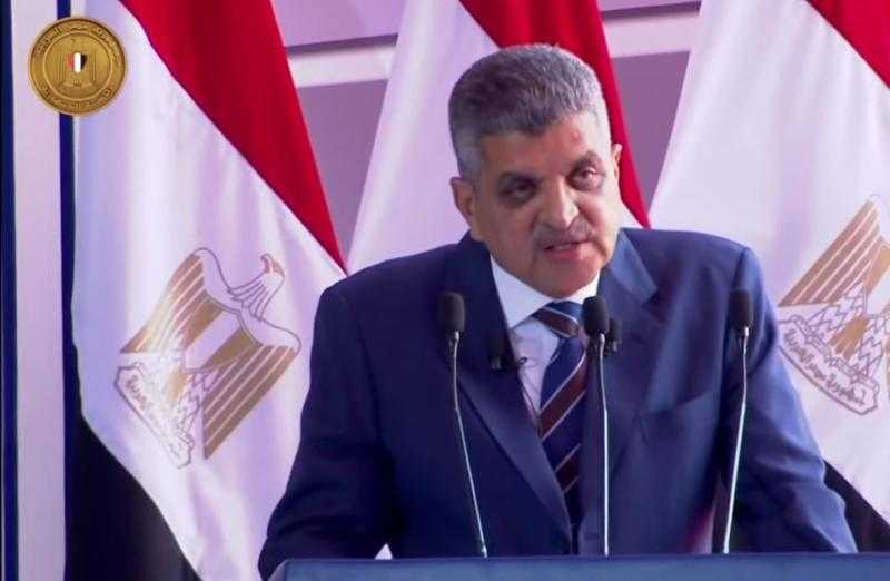 أسامة ربيع: ارتفاع متوسط المعدل اليومي بقناة السويس لـ70 سفينة