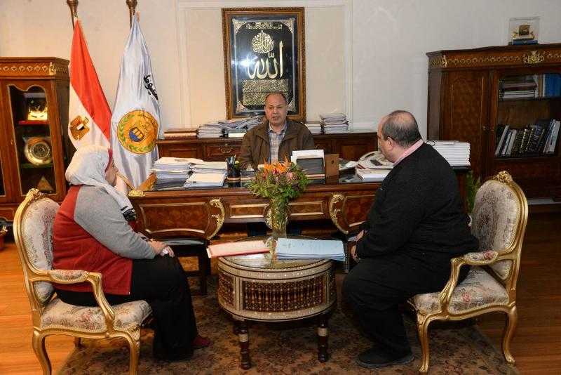 محافظ أسيوط يوجه بتوفير أراض لإقامة مشروعات ”حياة كريمة” وتطوير الريف المصري