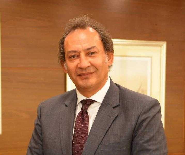 حازم حجازي: البنوك تتجه لإصدار شهادات ادخارية جديدة بعائد مرتفع بعد قرار البنك المركزي