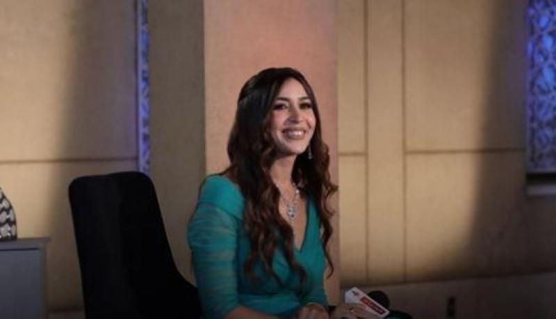الفنانة جنات