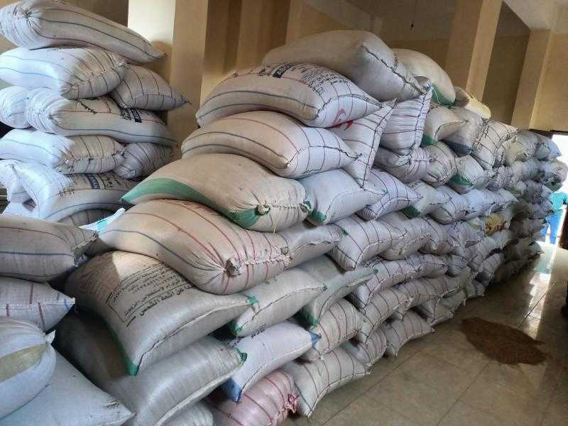 ضبط 183 طن أرز شعير وتحرير 16 محضرا للمحتكرين بكفر الشيخ