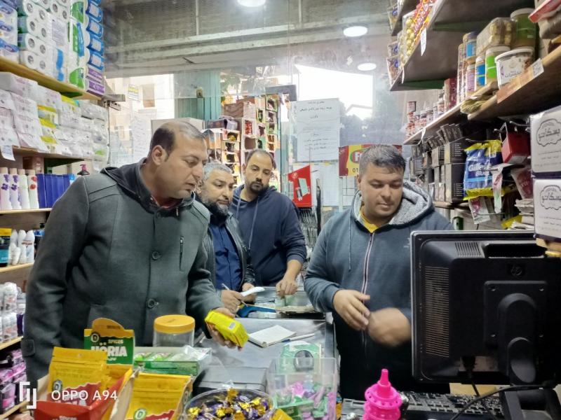 حملات بالمدن والمراكز على الأسواق وتحرير محاضر للمخالفين بكفر الشيخ