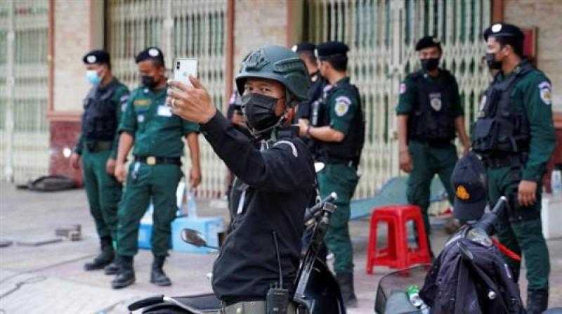 مقتل وإصابة 40 شخصا جراء نشوب حريق في فندق بكمبوديا