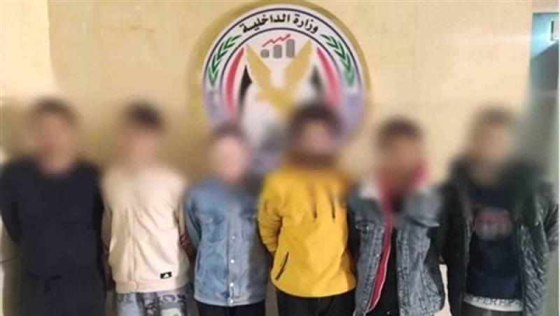 سقوط تشكيل عصابي يقوده أجانب لابتزاز المواطنين عبر الإنترنت