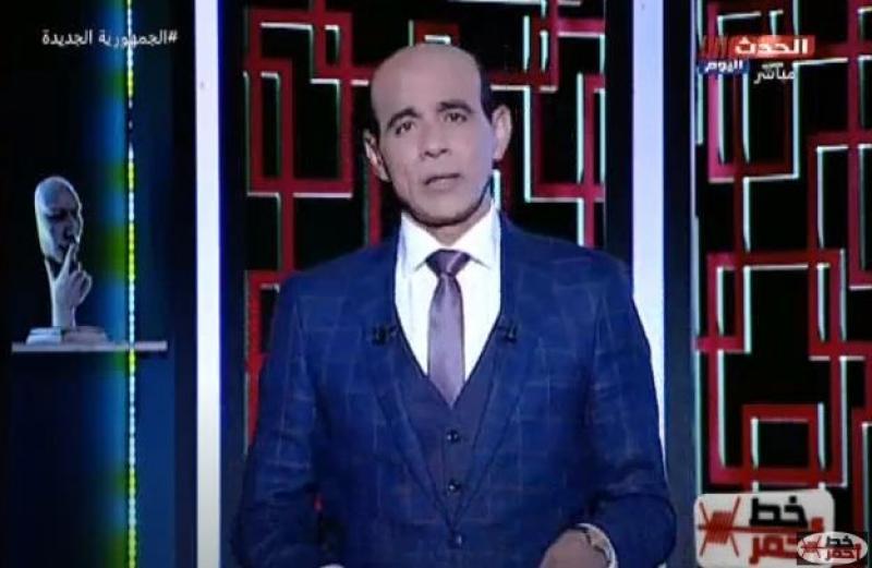 محمد موسى عن انهيار الدولار في السوق السوداء: تجار العملة هيغنوا ظلموه.. فيديو