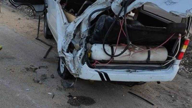 إصابة 13 شخصا في انقلاب ميكروباص أعلى الطريق الصحراوي بحلوان