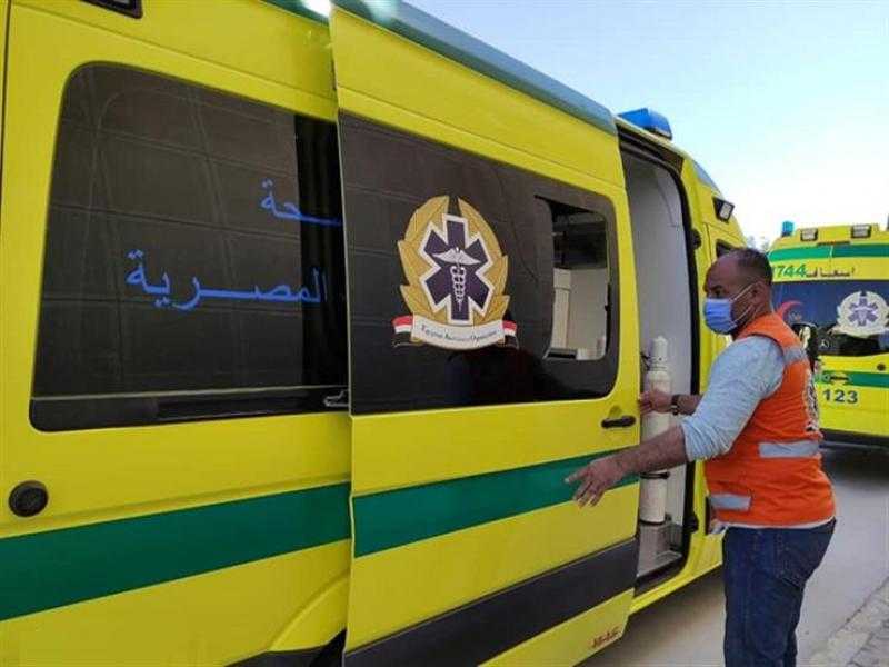 إصابة 3 أشخاص في حادث تصادم سيارة ملاكي وتروسيكل بالبحيرة