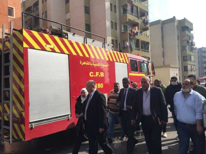 محافظ القاهرة يتابع عملية إطفاء حريق محدود بمركز التدريب المهني بالأسمرات.. صور