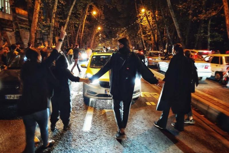 إيران تؤيد حكم الإعدام بشأن متظاهر ثان