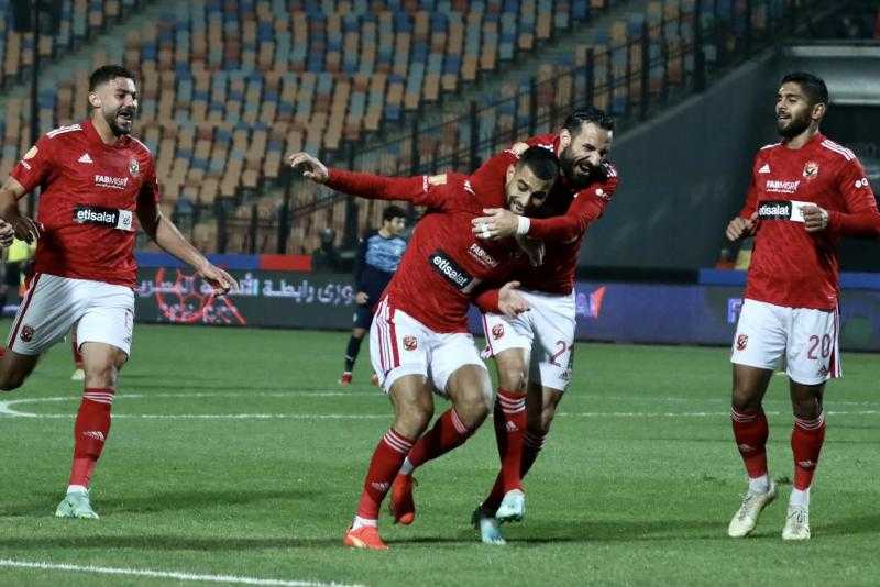 الأهلي يستعيد قمة الدوري بثلاثية نظيفة في بيراميدز