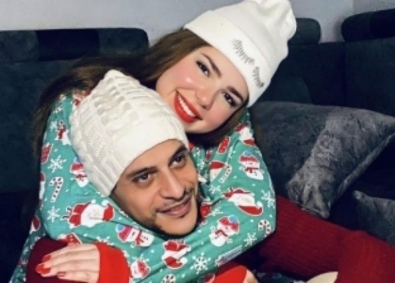 انهيار أسرة زوج البلوجر مريم جودة خلال دفنه في مقابر المنارة بالإسكندرية