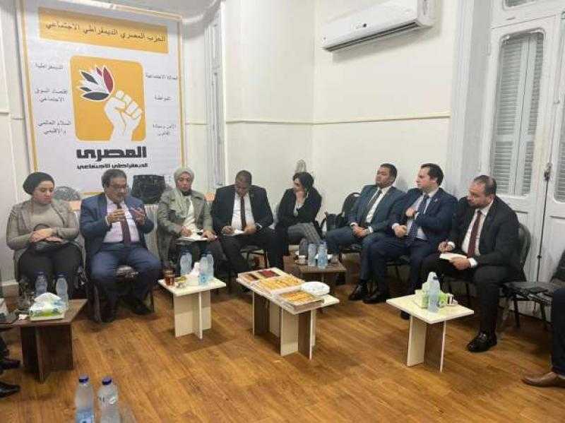 «التنسيقية» تلتقي قيادات حزب المصري الديمقراطي لمناقشة الحوار الوطني