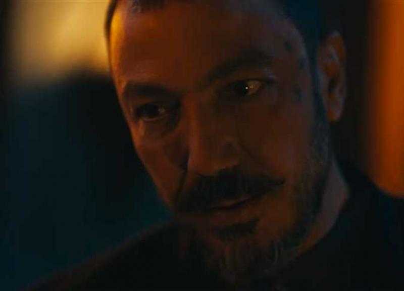 طارق لطفي يكشف موعد ومكان تشييع جنازة والدته