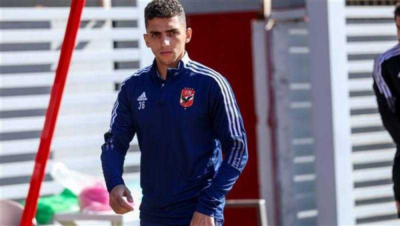 طبيب الأهلي يمنح «كوكا» راحة من التدريبات