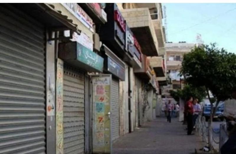 420 مخالفة لمحلات لم تلتزم بقرار الغلق