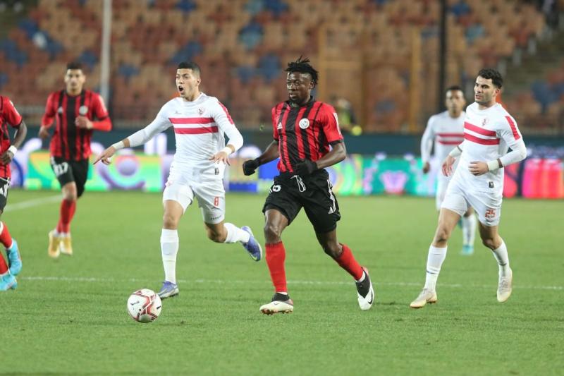 الزمالك يطلب حكاما أجانب لمبارياته في الدوري