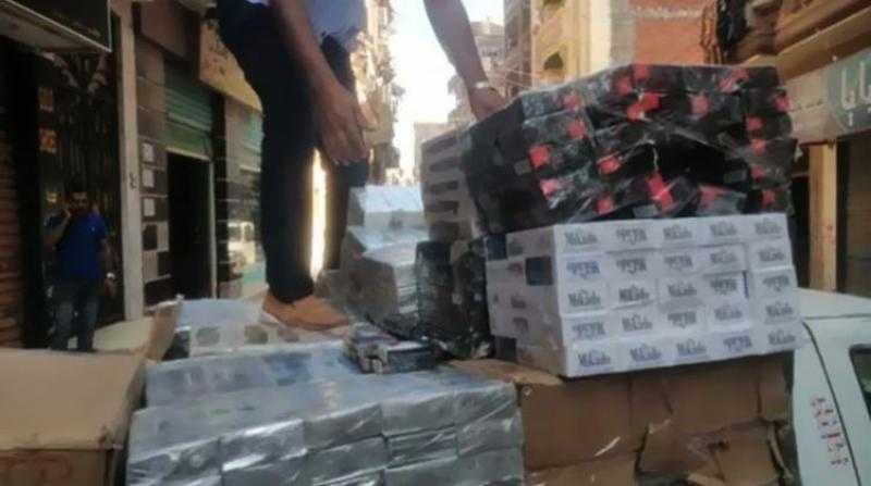 ضبط 4673 عبوة سجائر مهربة جمركيًا