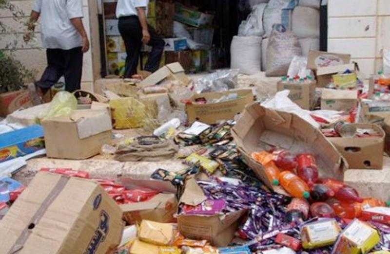 ضبط 1250 عبوة مواد غذائية مجهولة المصدر في حملة تموينية بكفرالشيخ