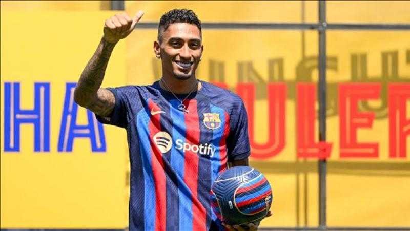 برشلونة يستقر على رحيل البرازيلي رافينيا