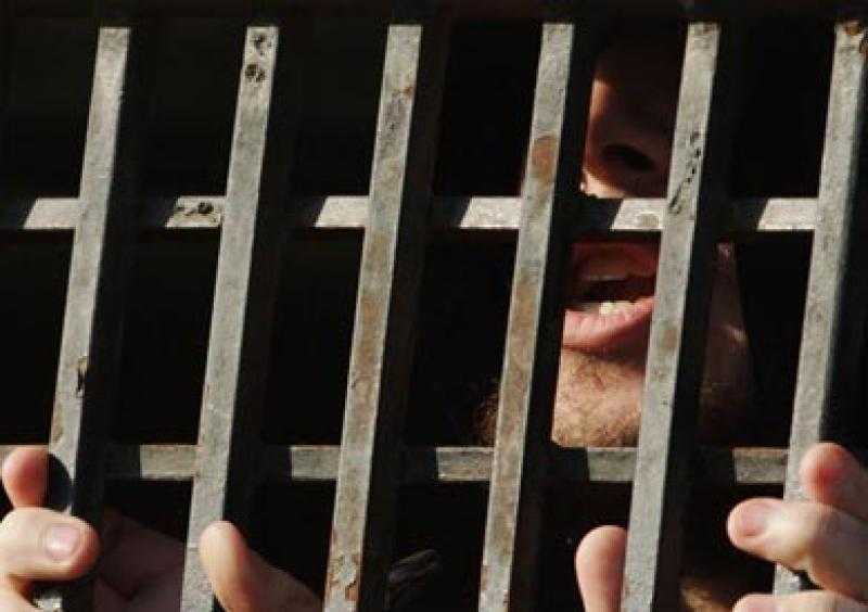 شاب ينهي حياته بحبل في أبوتشت