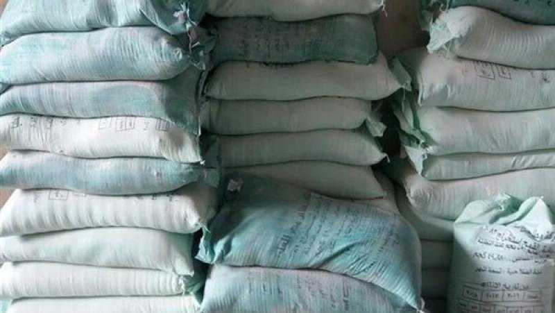 ضبط صاحب مخبز بحوزته 5 آلاف طن دقيق مدعم في الجيزة