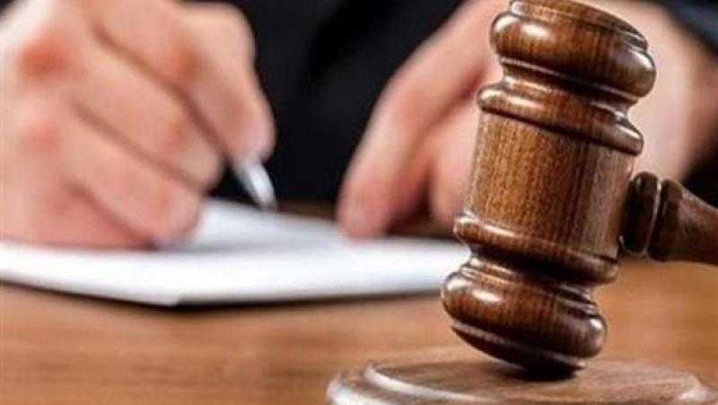 محاكمة 4 متهمين تعدوا على سيدة وهتكوا عرض آخر في شبرا الخيمة