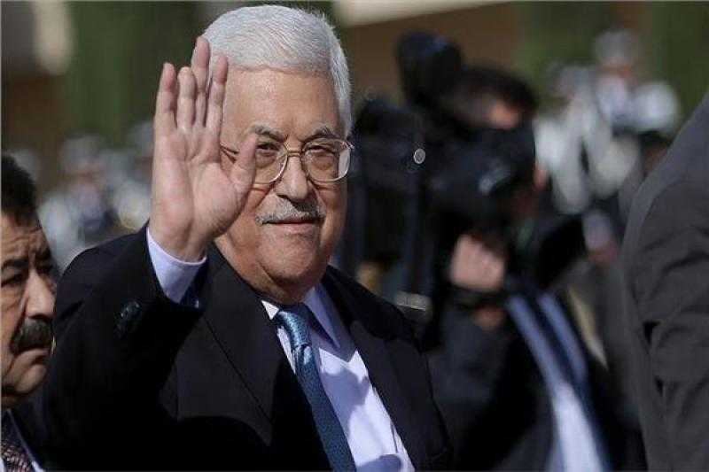 عباس يصل القاهرة للمشاركة في قمة مصرية أردنية فلسطينية