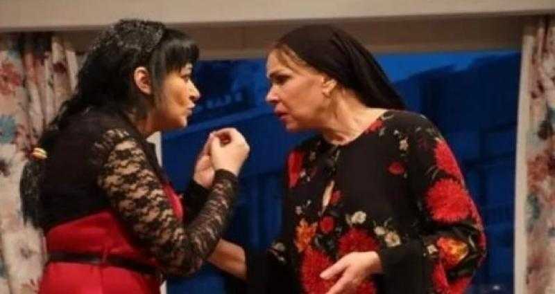 لوسي تكشف حقيقة تعديها على ممثلة بالمسرح.. المسرحية فيها ألفاظ خارجة| فيديو