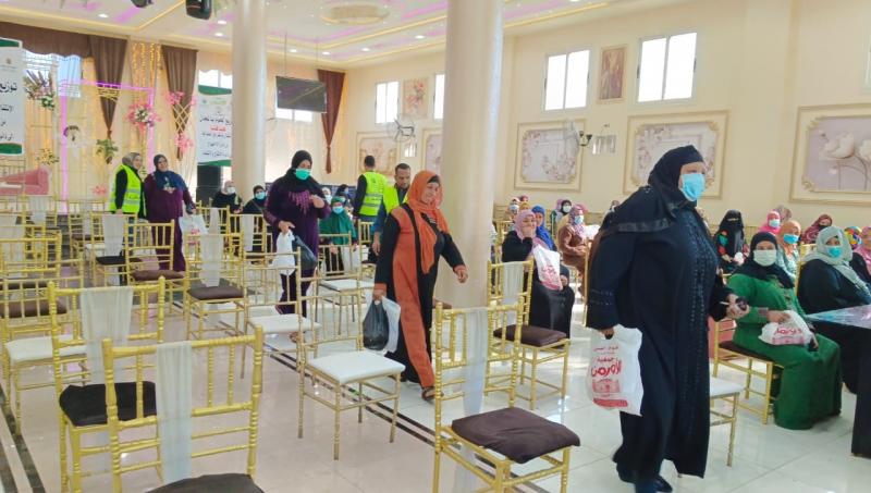 توزيع طن لحوم على أسر أكثر احتياجا بالغربية | صور