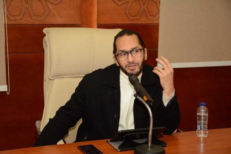 أستاذ دراسات إسلامية لأئمة ليبيا: تمسكوا بالمنهج الأزهري وابتعدوا عن القراءات المنحرفة