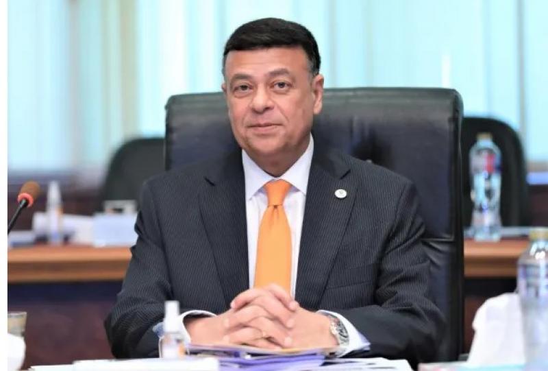 استقالة باسل الحيني من رئاسة شركة مصر القابضة للتأمين