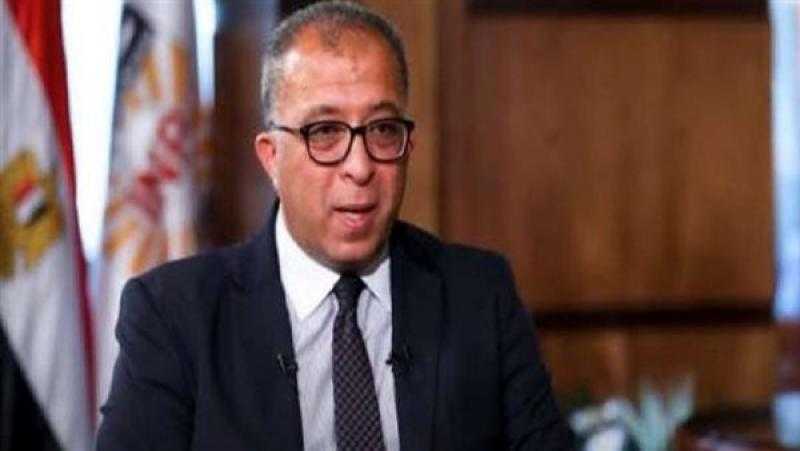 أشرف العربي: القطاع الخاص يلعب دورا كبيرا في عملية النمو.. والدولة دورها رقابيا.. فيديو