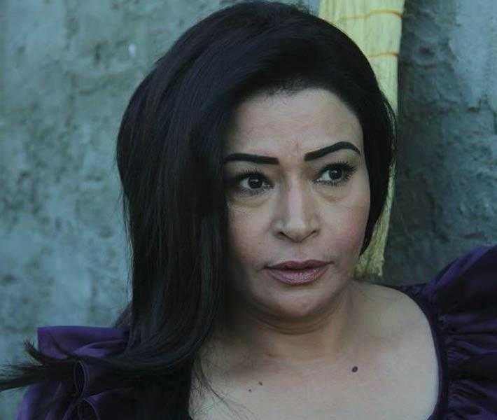 الراقصة صفوة تفجر مفاجأة صادمة: زوجي الثالث سرقني ودخلني السجن