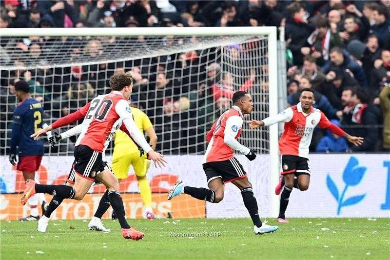 تعادل فينورد مع أياكس في قمة الدوري الهولندي