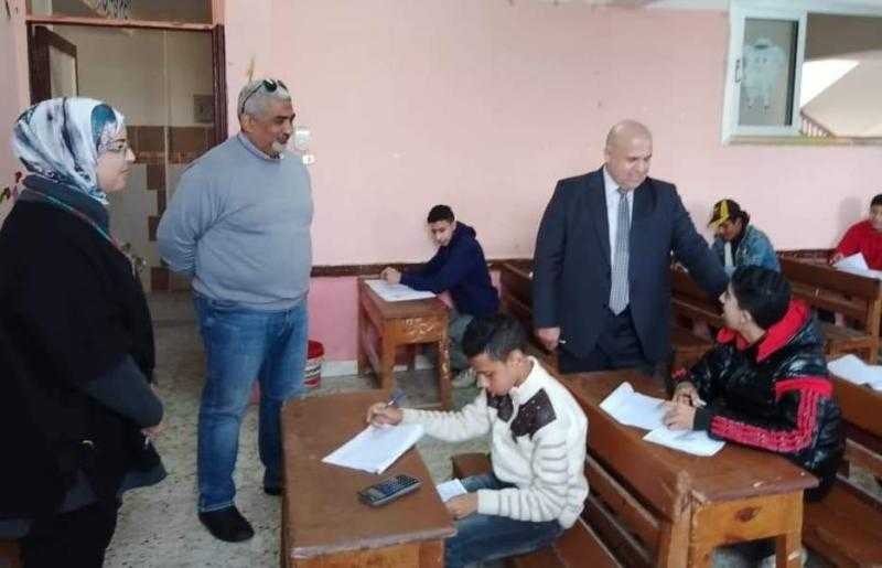 محافظ دمياط تحيل المتسببين عن حدوث خطأ على الورقة الامتحانية للتحقيق