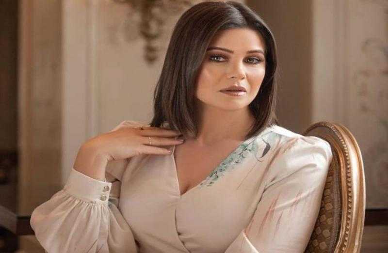 ببدلة كلاسيك.. يسرا اللوزي تخطف أنظار متابعيها