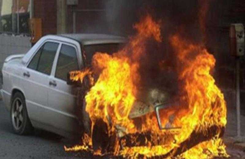 النيابة تنتدب المعمل الجنائي لفحص آثار حريق نشب في سيارة بمنطقة أبو النمرس