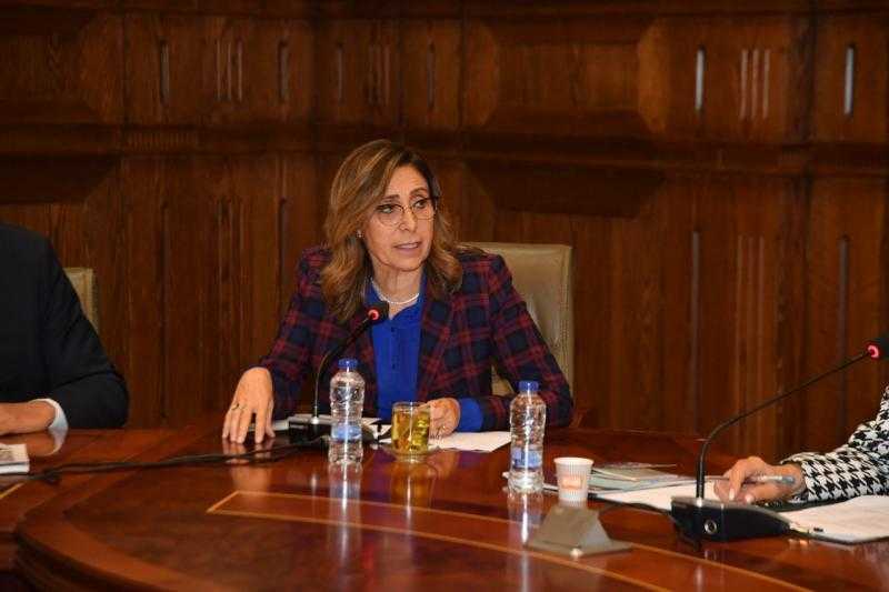 وزيرة الثقافة تكشف موعد افتتاح مسرح مصر.. حسين فهمي يشارك بعمل متميز