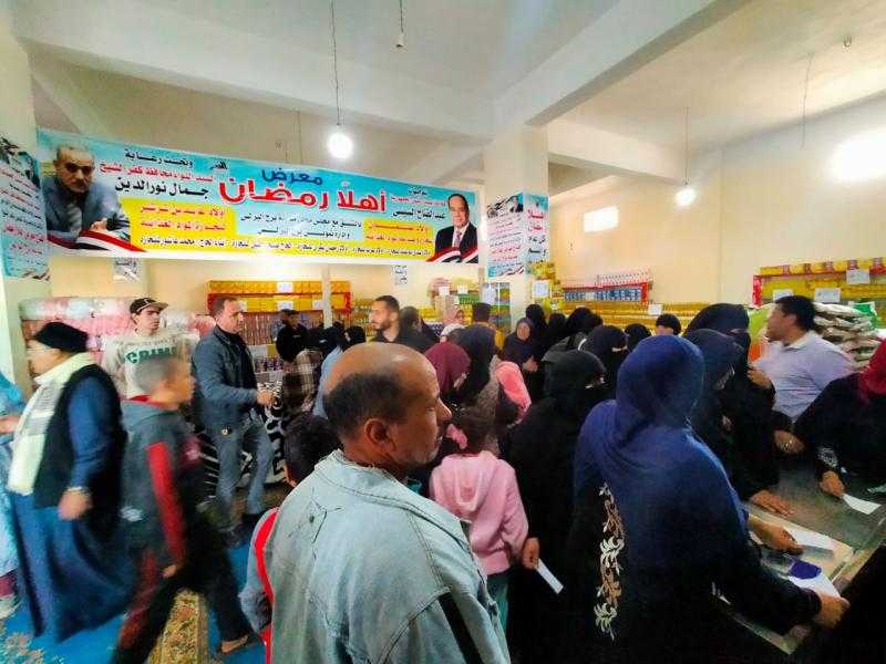 محافظ كفر الشيخ: افتتاح 6 معارض ”أهلا رمضان” بالبرلس وجار افتتاح 9 أخرى.. صور