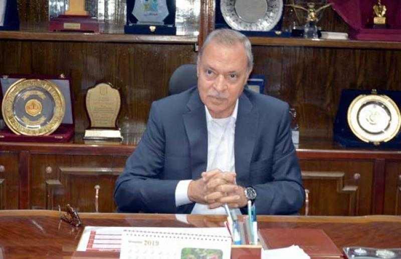 محافظ القليوبية يتفقد مكان اصطدام قطار قليوب