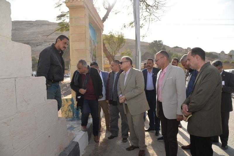 محافظ أسيوط يتفقد الأعمال النهائية لمشروع تطوير مسار رحلة العائلة المقدسة بمدخل وطريق دير درنكة