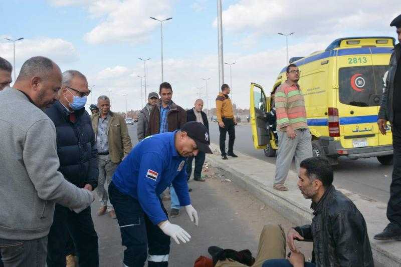 في لفتة إنسانية.. محافظ القليوبية يطمئن على مواطن بعد إصابته بحادث مروري بمدينة الخصوص