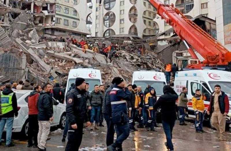 محافظ الإسكندرية الأسبق: زلزال تركيا كارثة بكل المقاييس