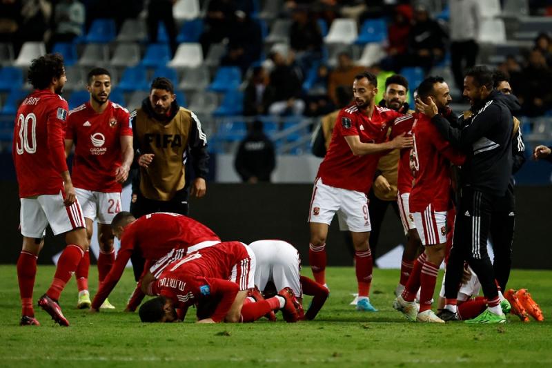 خط أحمر