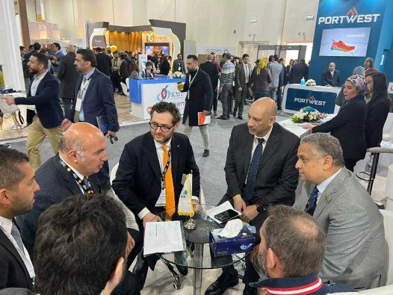 جناح « مودرن جاس» يشهد إقبالًا كثيفًا من رواد «إيجبس 2023»..وقنديل يبحث التعاون مع وفد إيطالى