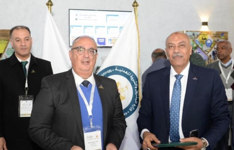 توقيع مذكرة تفاهم بين السويس لتصنيع البترول وبتروسيف في مجال السلامة والصحة المهنية