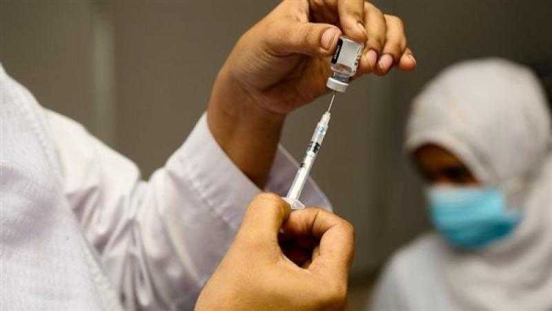 «الصحة» تناشد المواطنين التسجيل للحصول على لقاح كورونا
