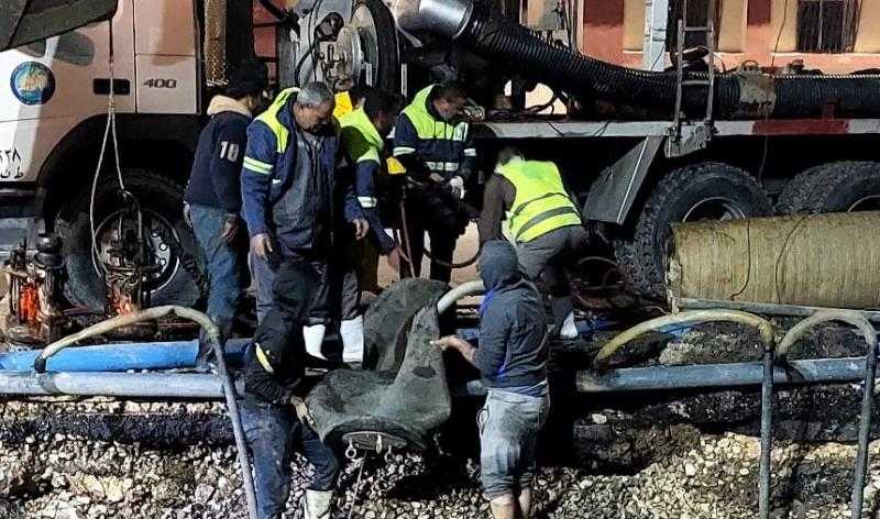 رئيس مياه القناة: الانتهاء من أعمال إصلاح خط طرد رئيسي | صور