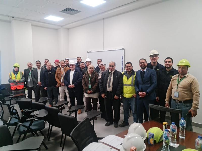 مبادرة «سلامتك تهمنا» تستكمل أعمالها في شركات كفر الشيخ