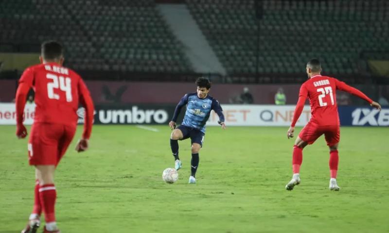 خط أحمر